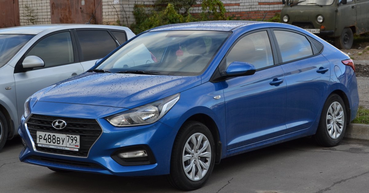 Hyundai Solaris седан, полный вид кузова